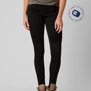 Rock Revival Sheryl Skinny